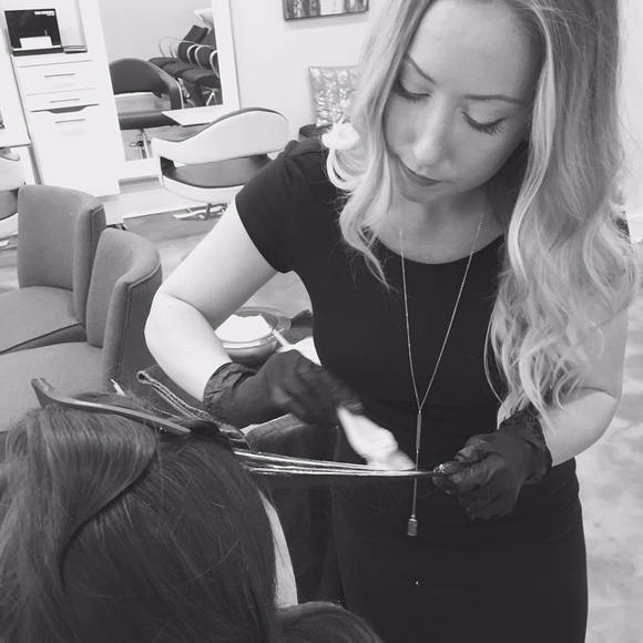 Meet your Posher, Kristin - Picture 1 of 1